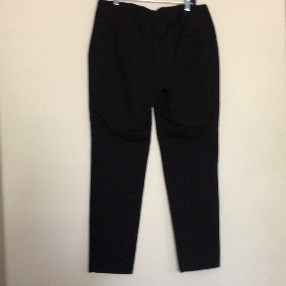 Women pants - Picture 2 of 3